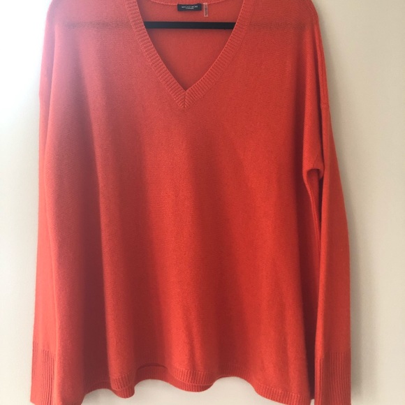 Red Cashmere Sweater - Picture 1 of 3